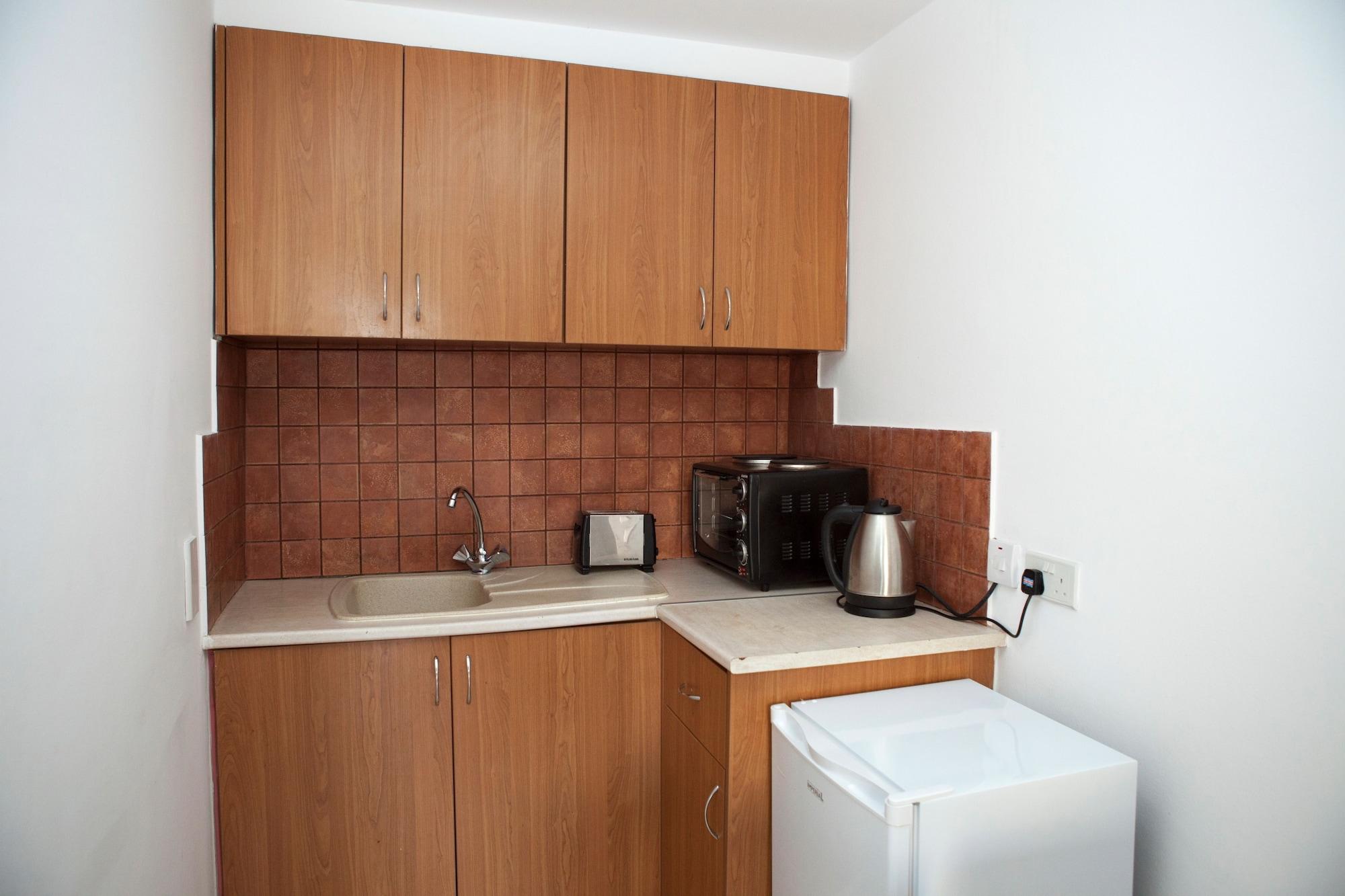 Alecos Hotel Apartments Пафос Экстерьер фото