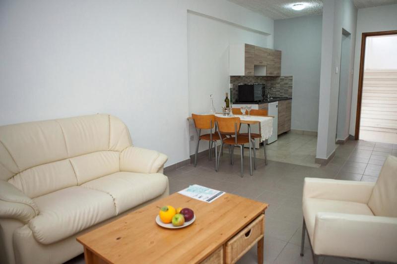 Alecos Hotel Apartments Пафос Номер фото