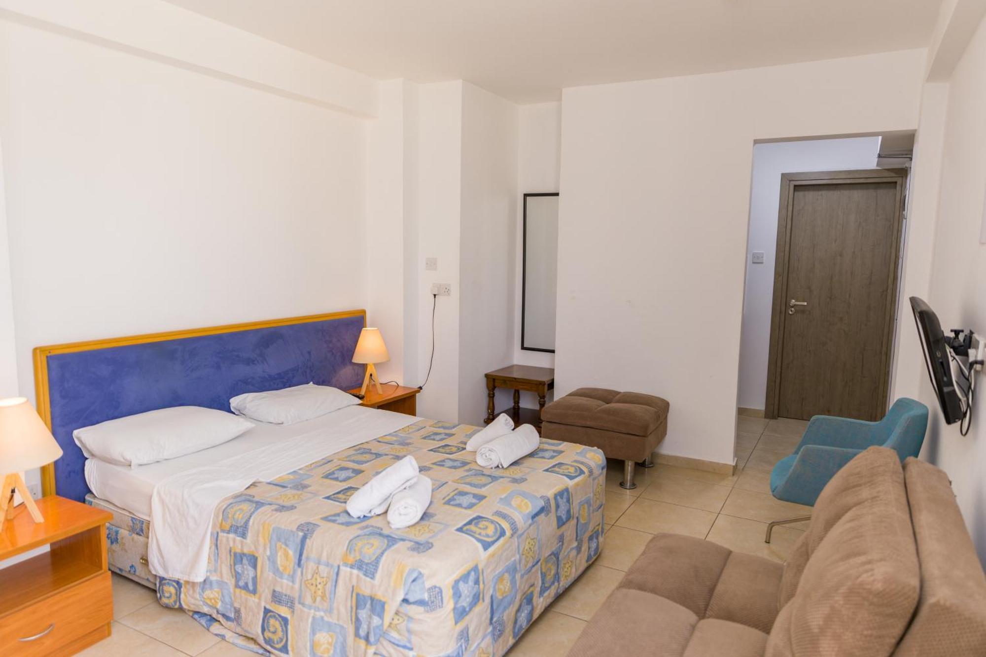 Alecos Hotel Apartments Пафос Экстерьер фото