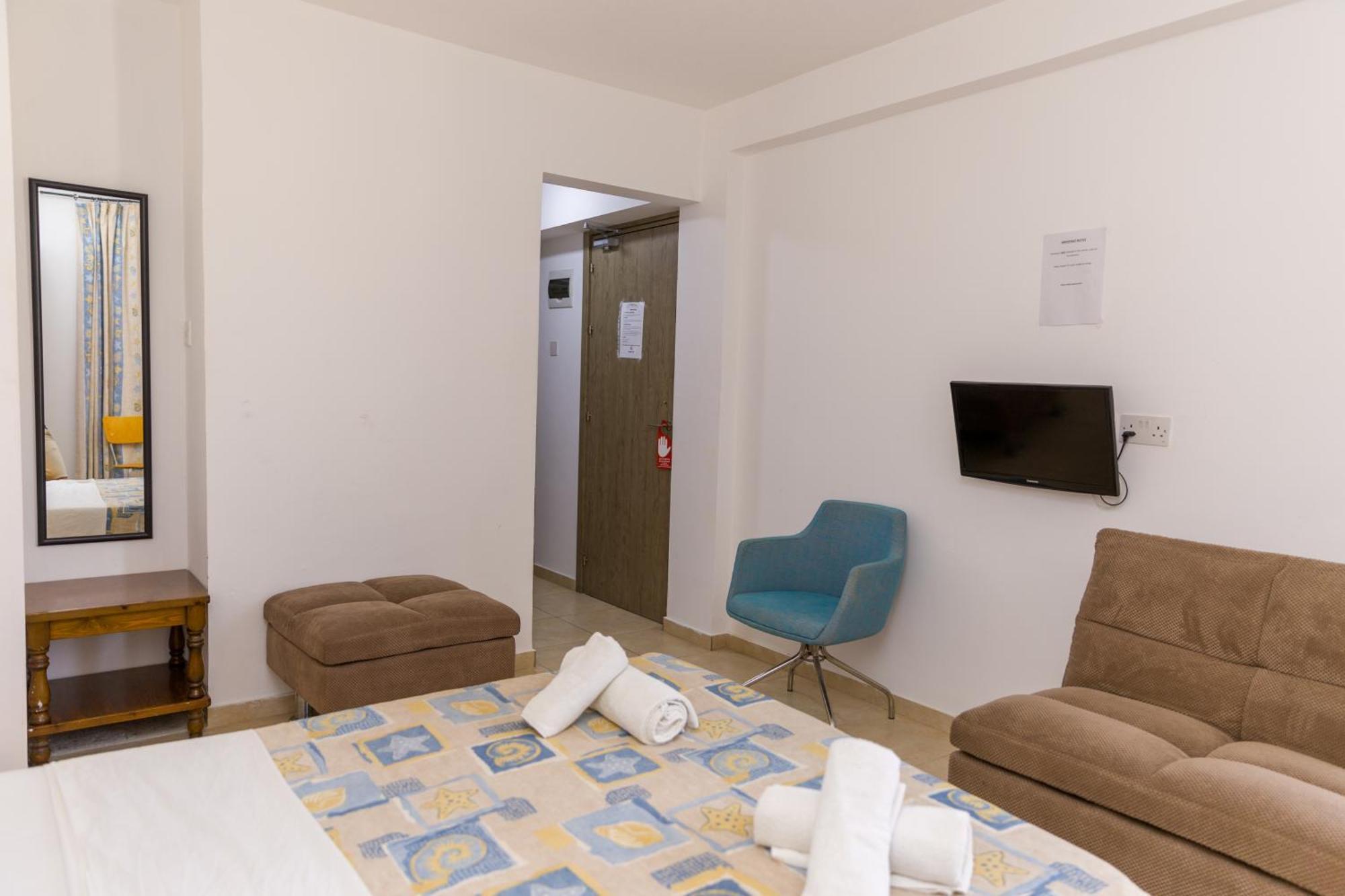Alecos Hotel Apartments Пафос Экстерьер фото