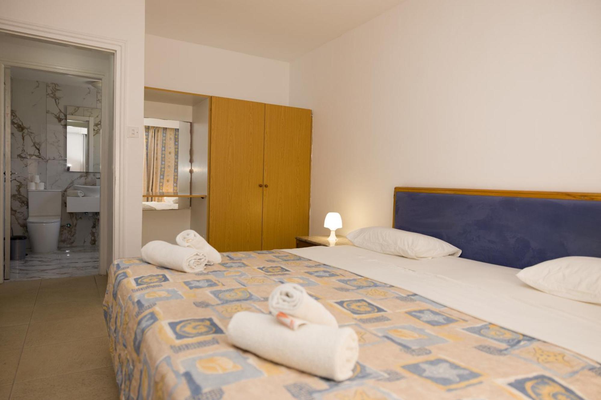 Alecos Hotel Apartments Пафос Экстерьер фото