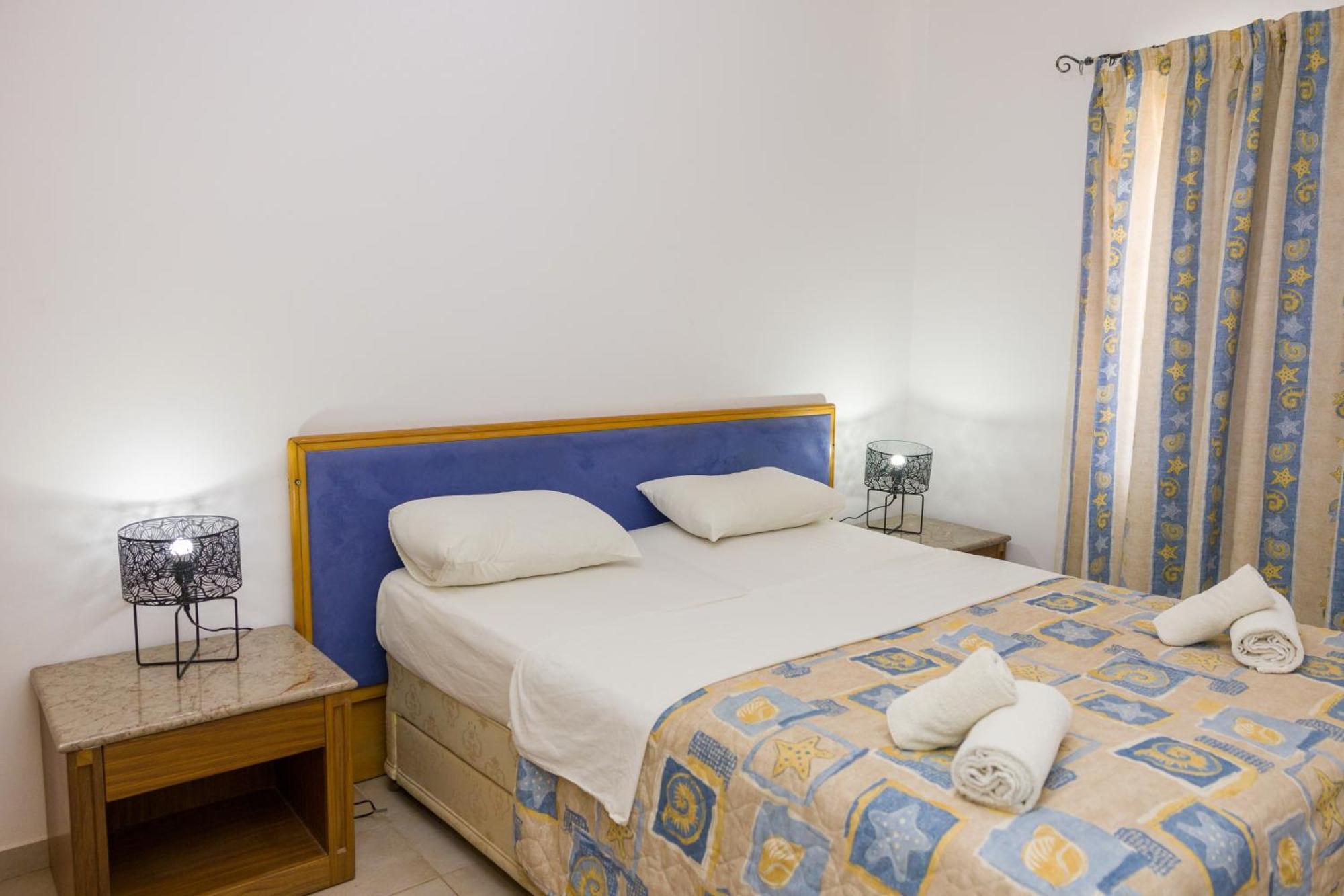 Alecos Hotel Apartments Пафос Экстерьер фото